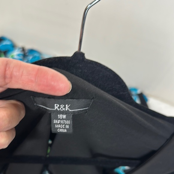 R&K Black and Blue Floral Midi Dress - Picture 8 of 8